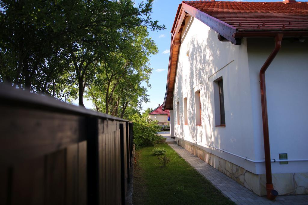 Csaronda Vendeghaz Hotel Csaroda Eksteriør billede